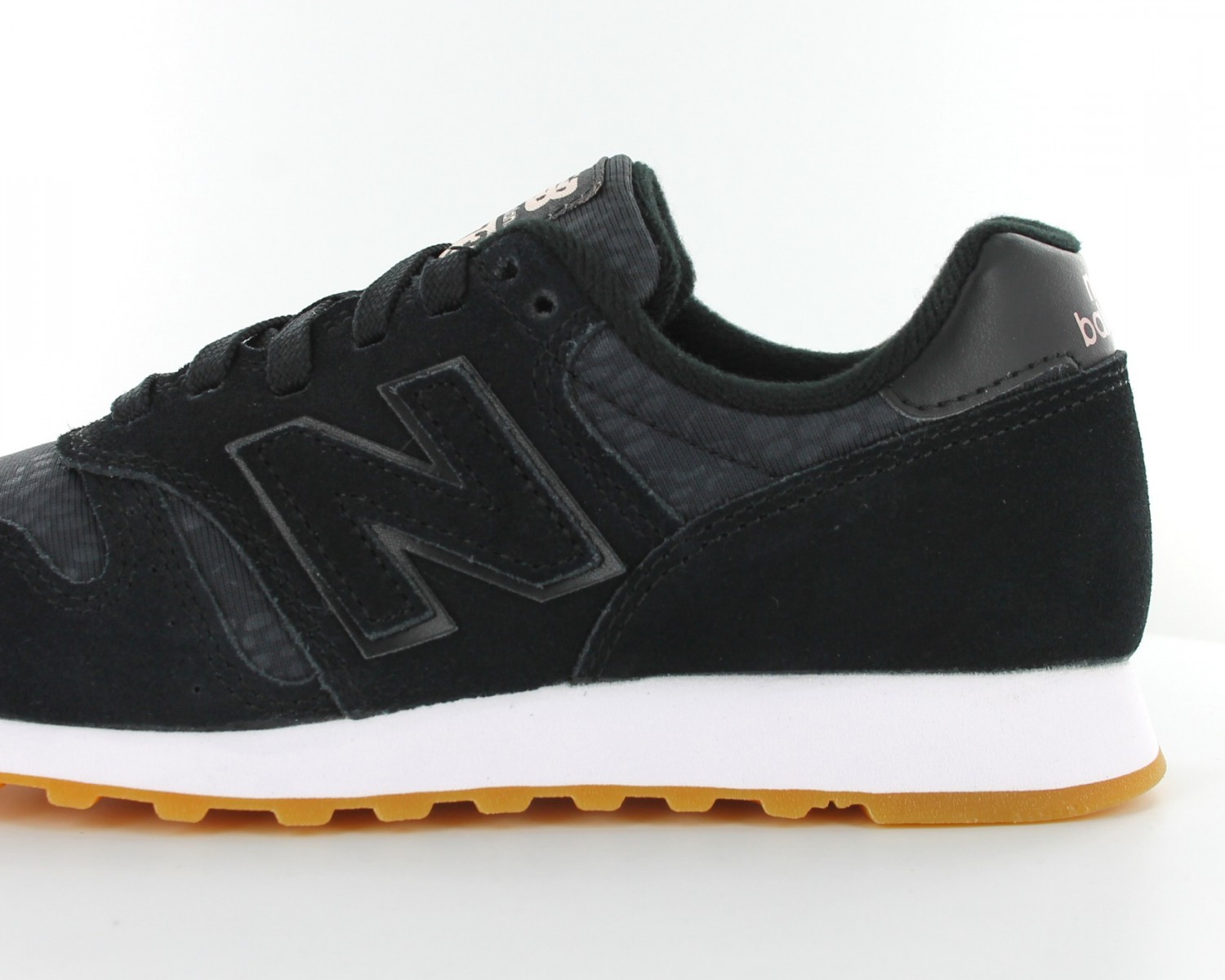 New balance noire femme new arrivals